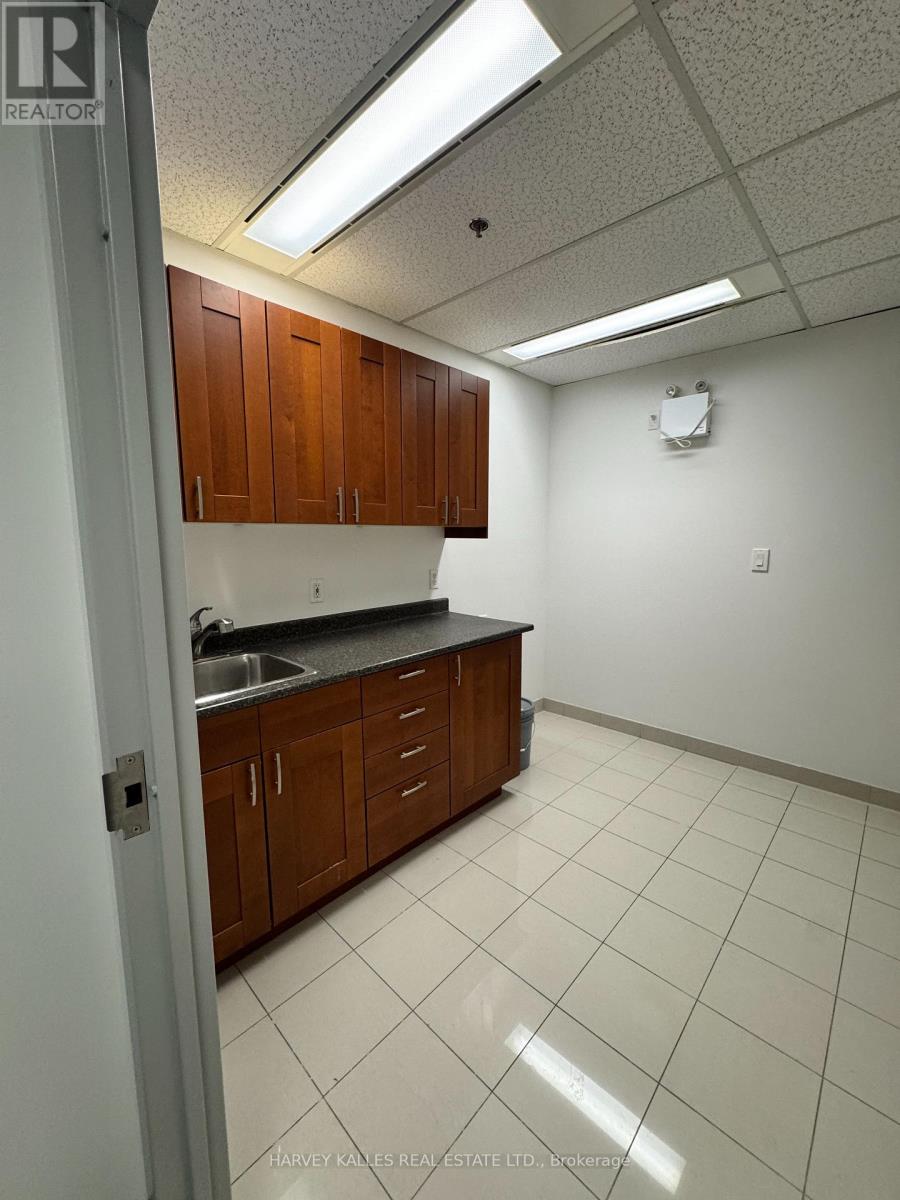 501 - 45 Sheppard Avenue E, Toronto, Ontario  M2N 5N1 - Photo 7 - C12453001