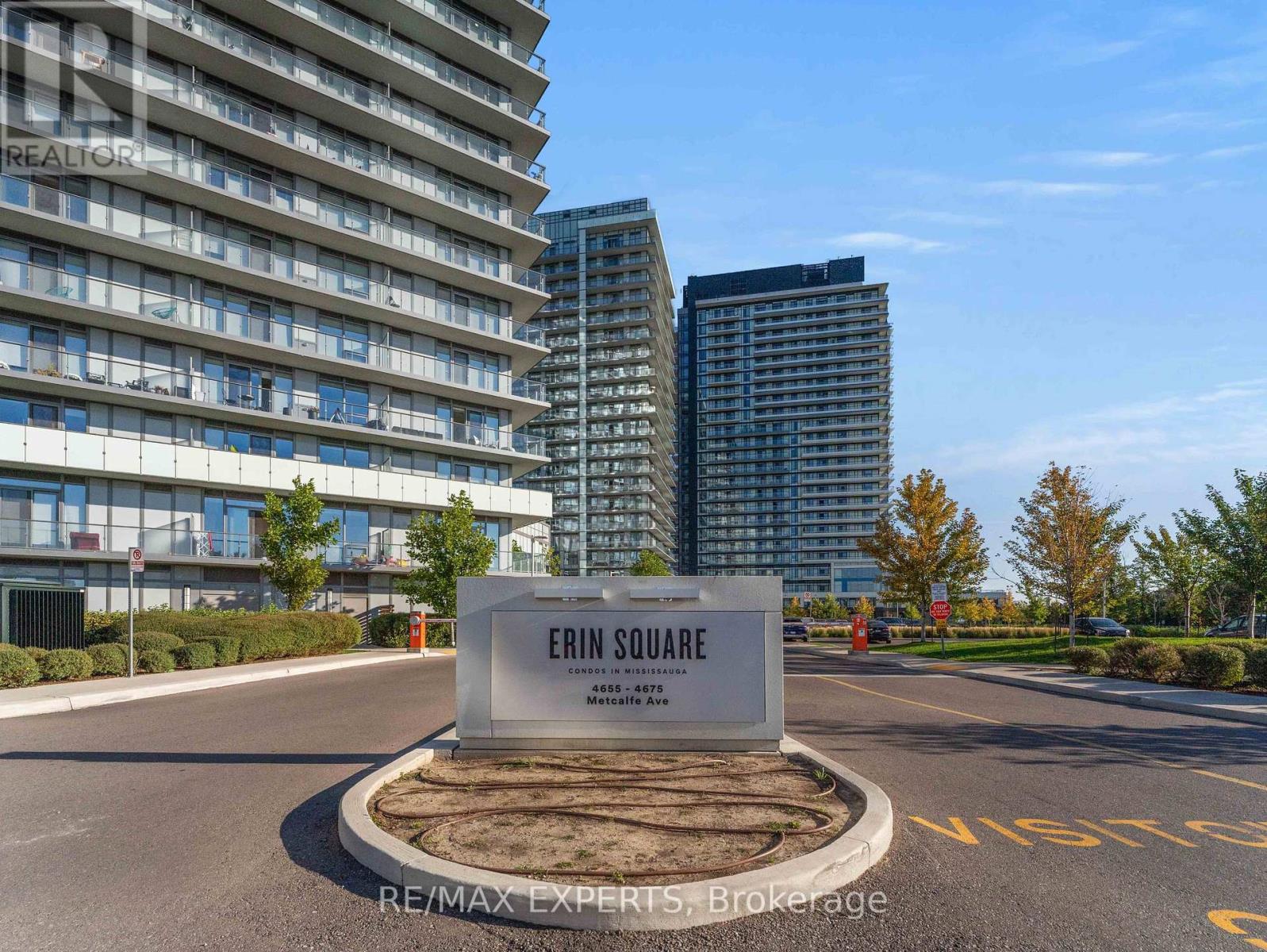 1506 - 4675 Metcalfe Avenue, Mississauga, Ontario  L5M 0Z8 - Photo 3 - W12451572