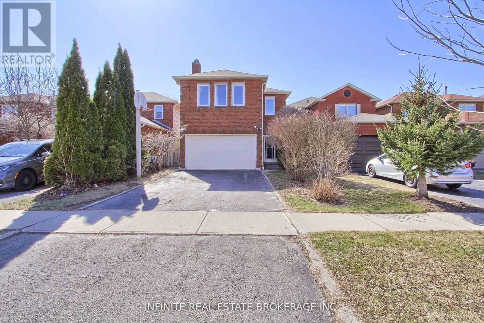 70 SABLE CRESCENT, Whitby, Ontario