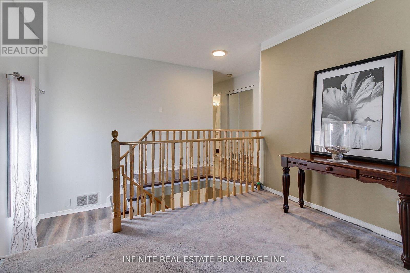 70 Sable Crescent, Whitby, Ontario  L1R 1Y6 - Photo 17 - E12453107