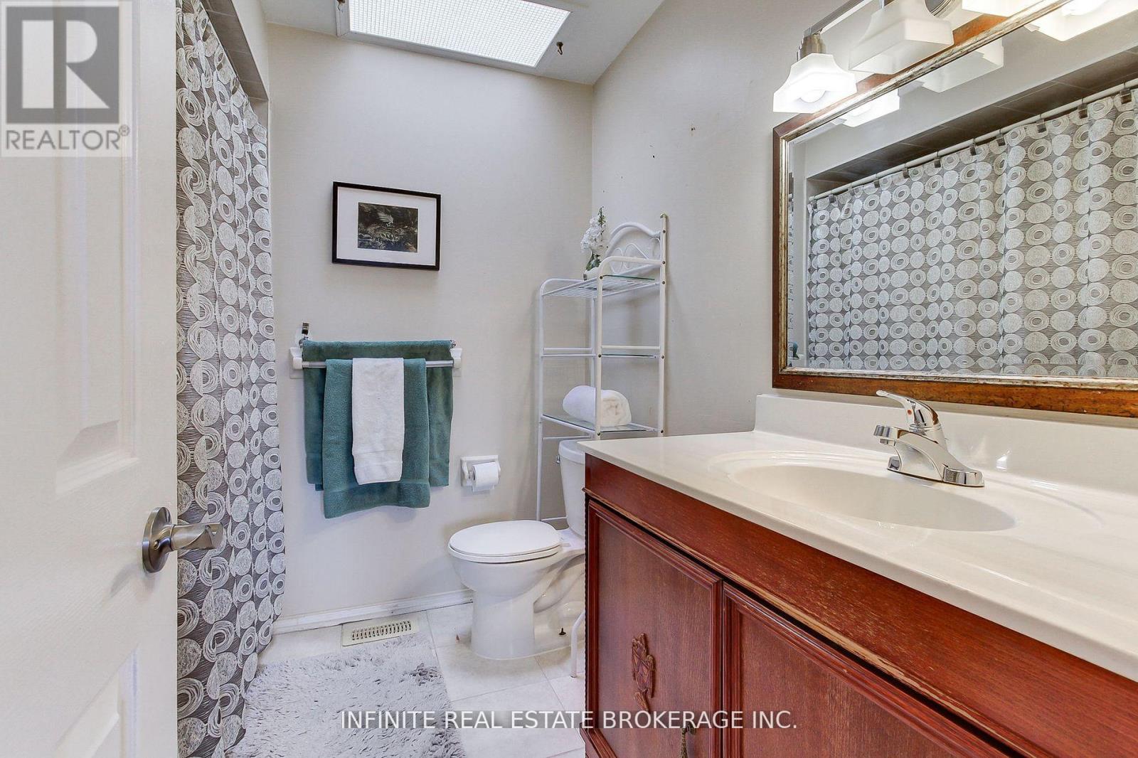 70 Sable Crescent, Whitby, Ontario  L1R 1Y6 - Photo 23 - E12453107