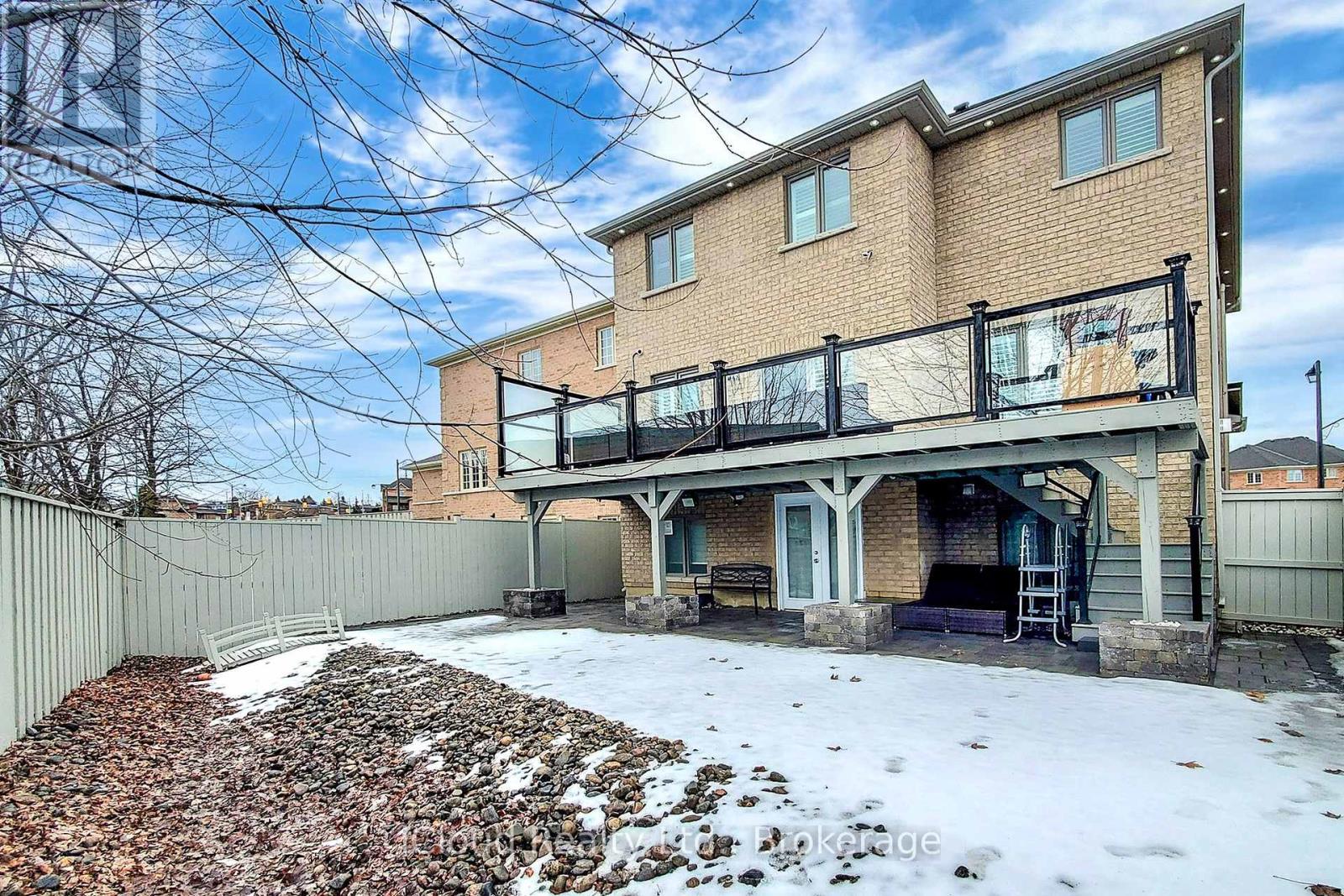 280 Miller Park Avenue, Bradford West Gwillimbury, Ontario  L3Z 0Y1 - Photo 21 - N12453091
