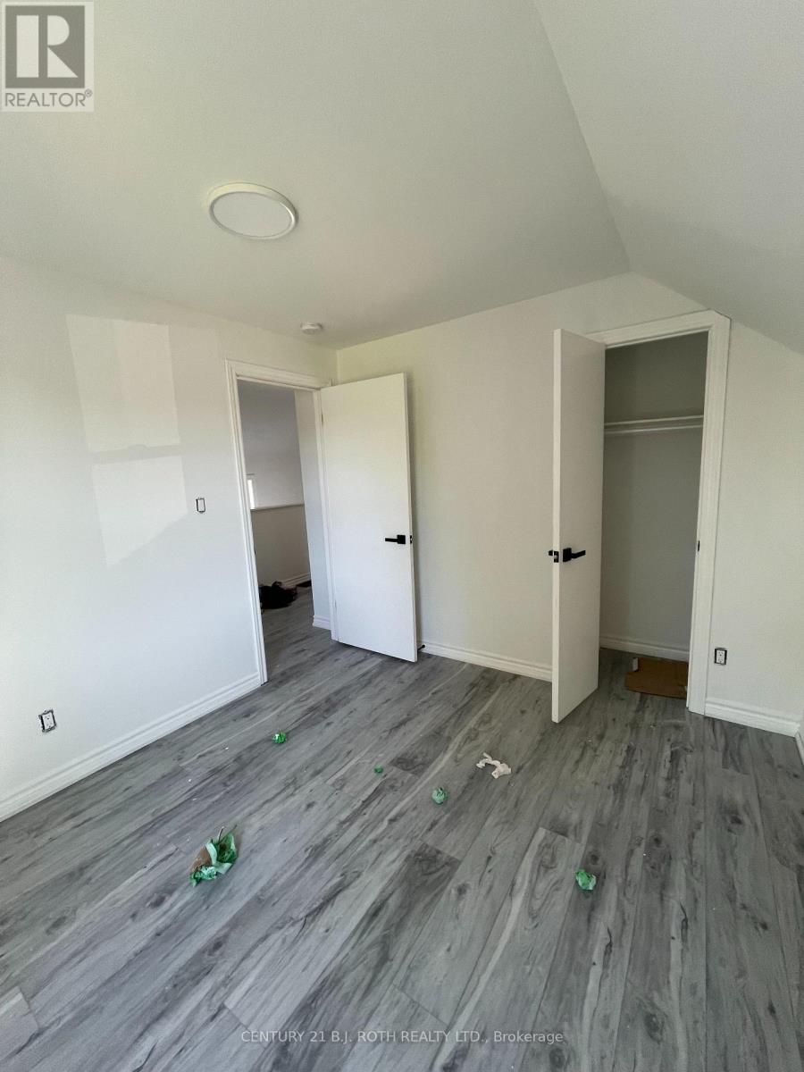 6 Stone Street, Springwater, Ontario  L0L 1P0 - Photo 6 - S12453098