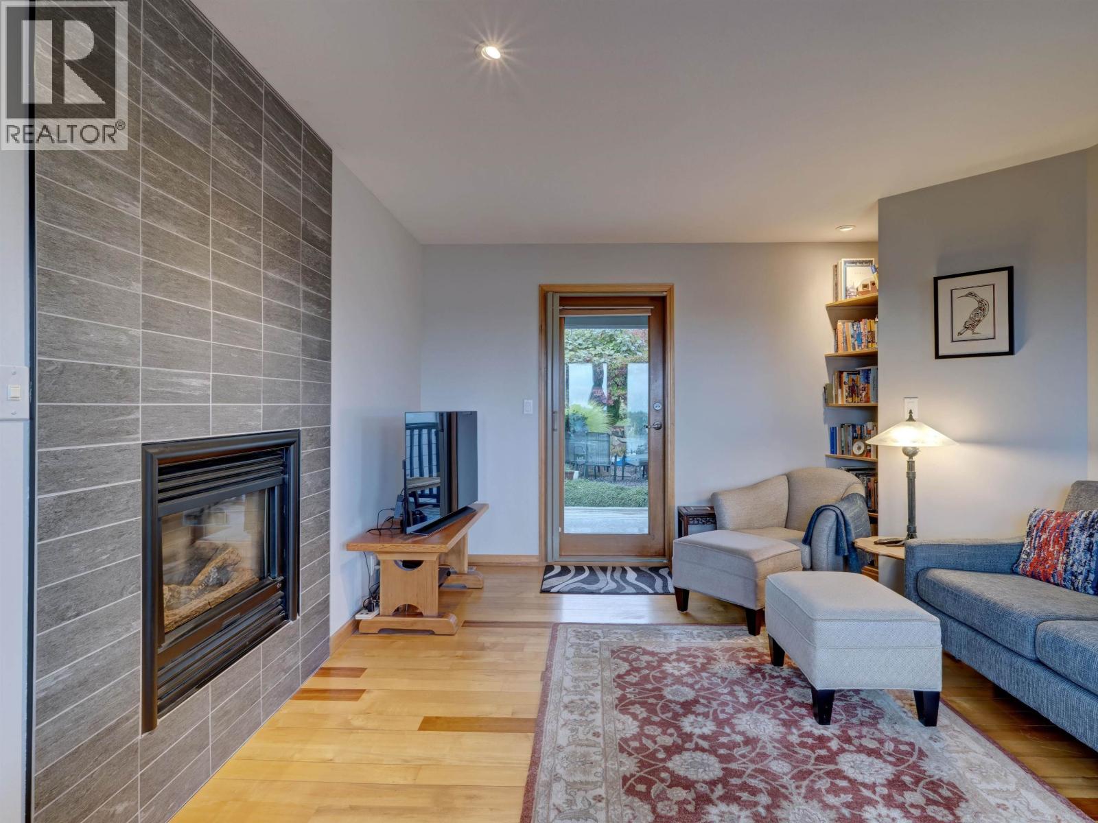 806 Oceanmount Boulevard, Gibsons, British Columbia  V0N 1V8 - Photo 20 - R3054442