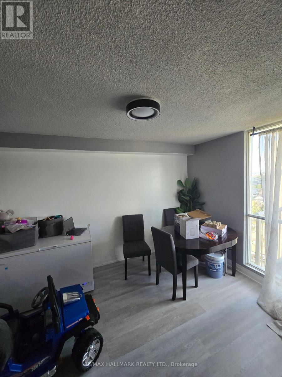 1802 - 3077 Weston Road, Toronto, Ontario  M9M 3A1 - Photo 7 - W12453077