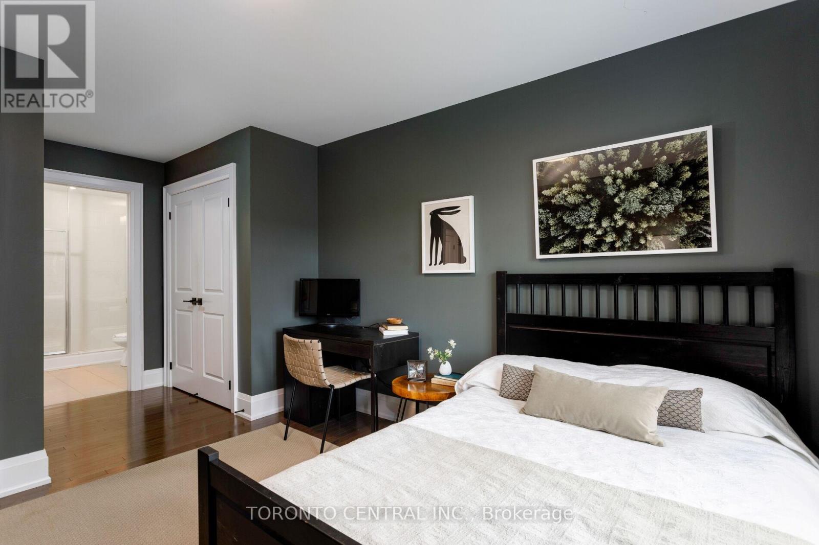 9 Chimney Swift Court, Toronto, Ontario  M9B 0C6 - Photo 27 - W12453083