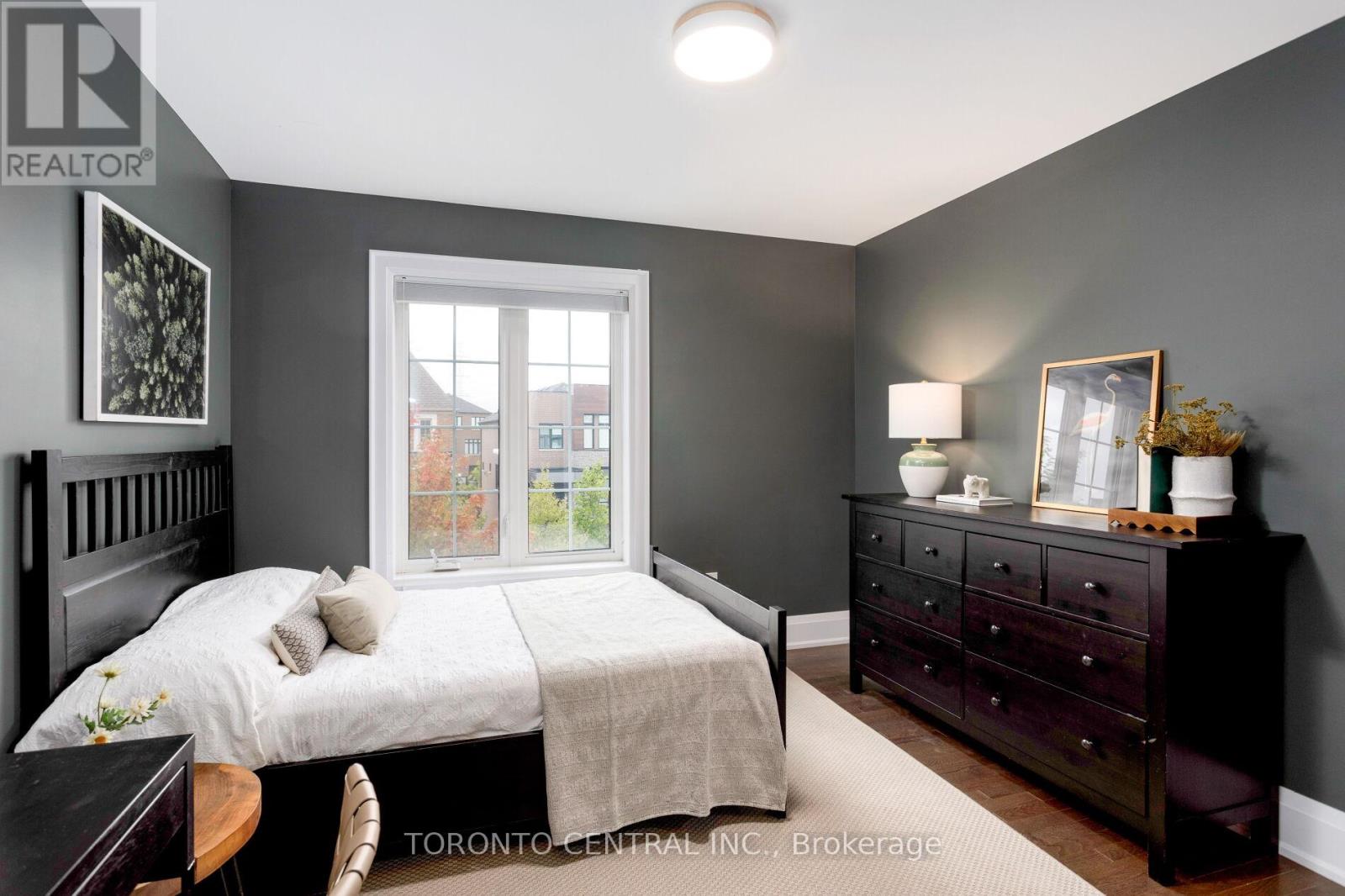 9 Chimney Swift Court, Toronto, Ontario  M9B 0C6 - Photo 28 - W12453083