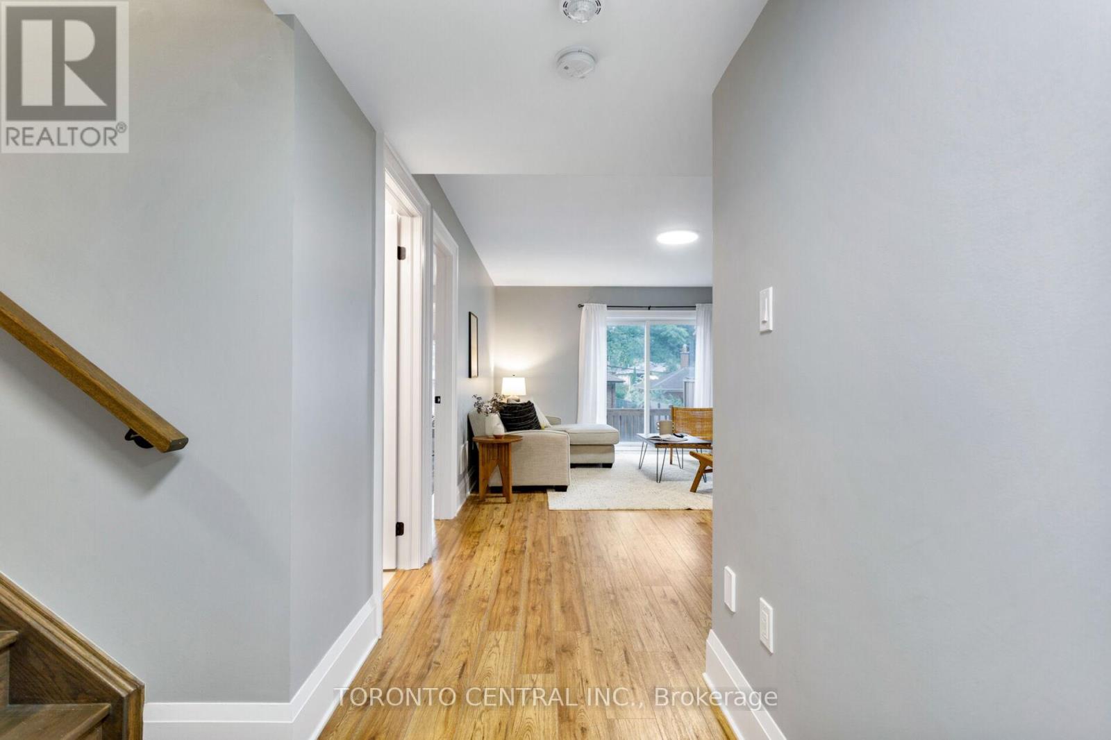 9 Chimney Swift Court, Toronto, Ontario  M9B 0C6 - Photo 35 - W12453083