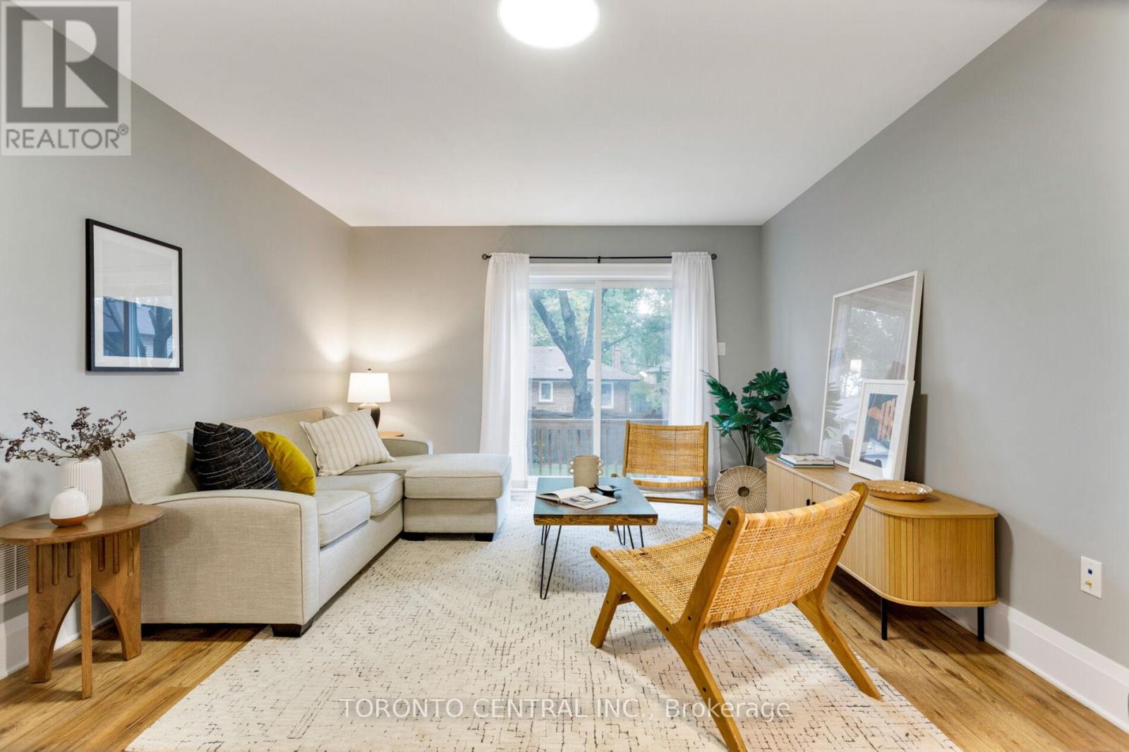 9 Chimney Swift Court, Toronto, Ontario  M9B 0C6 - Photo 37 - W12453083