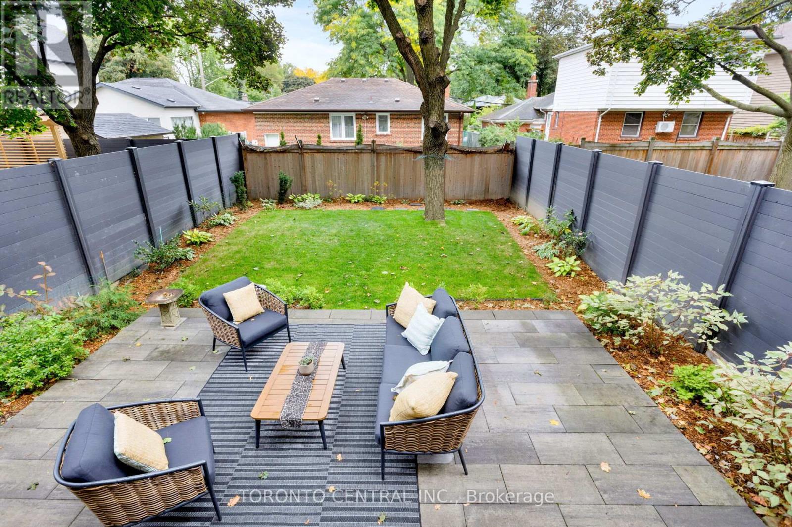 9 Chimney Swift Court, Toronto, Ontario  M9B 0C6 - Photo 45 - W12453083