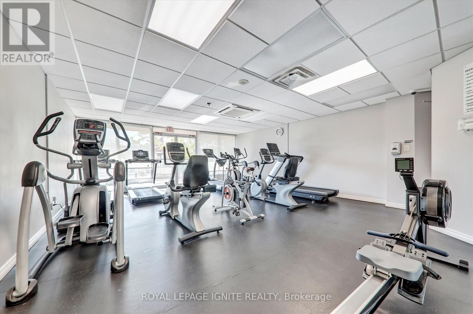 402 - 155 Hillcrest Avenue, Mississauga, Ontario  L5B 3Z2 - Photo 27 - W12453086