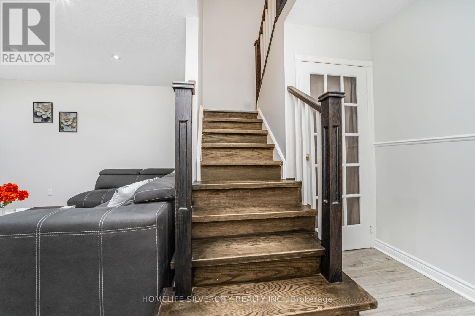 23 Judith Crescent, Brampton, Ontario  L6S 3J3 - Photo 14 - W12453089