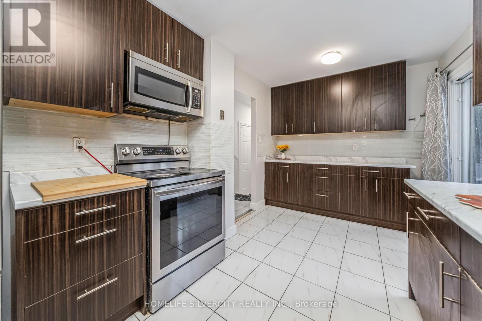 23 Judith Crescent, Brampton, Ontario  L6S 3J3 - Photo 16 - W12453089