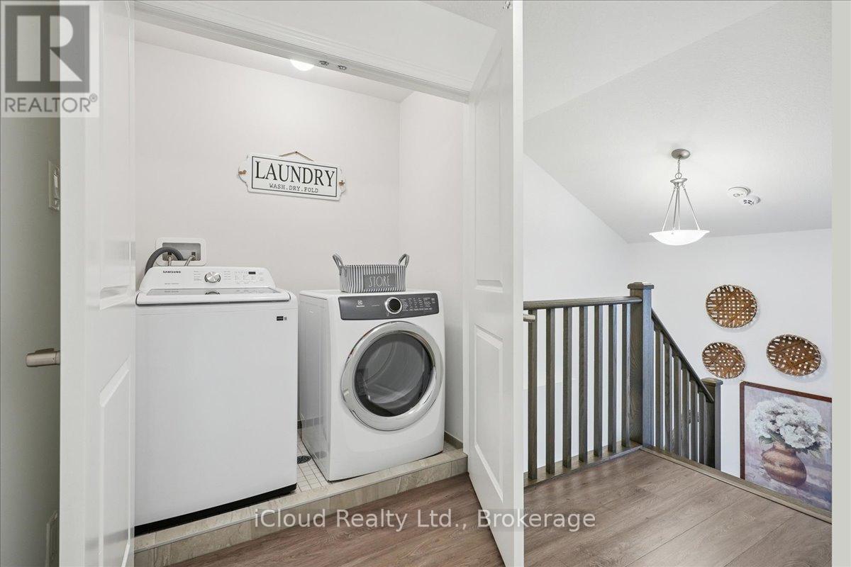 136 Dunrobin Lane, Grimsby, Ontario  L3M 0H4 - Photo 26 - X12453090