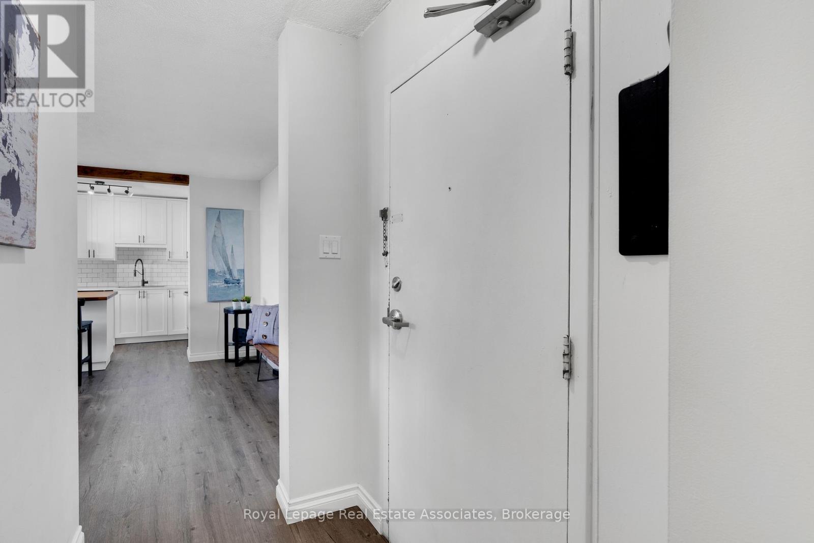 1204 - 215 Glenridge Avenue, St. Catharines, Ontario  L2T 3J7 - Photo 5 - X12453092