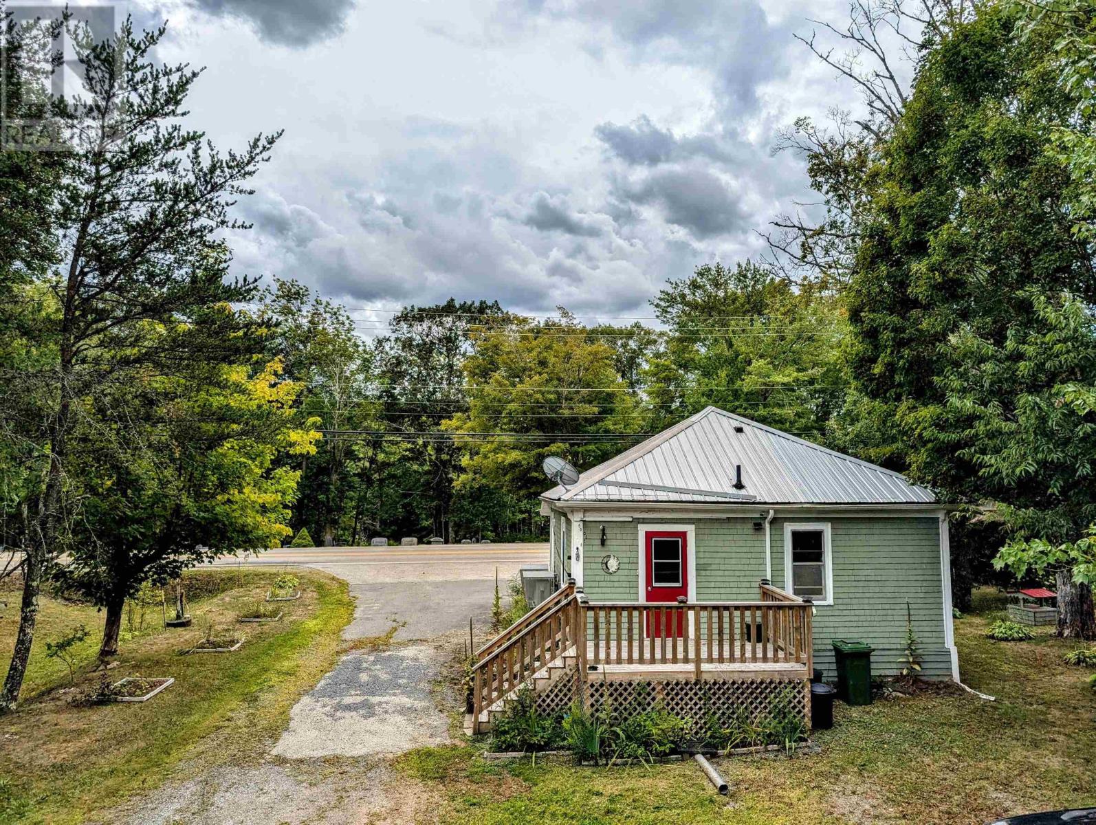 5346 Highway 10, New Germany, Nova Scotia  B0R 1E0 - Photo 2 - 202525468