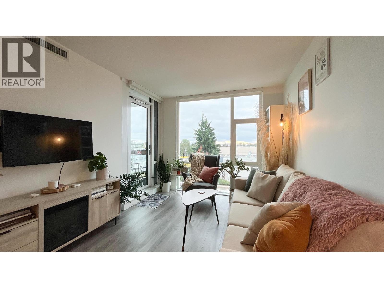 210 8181 Chester Street, Vancouver, British Columbia  V5X 0J9 - Photo 5 - R3056906