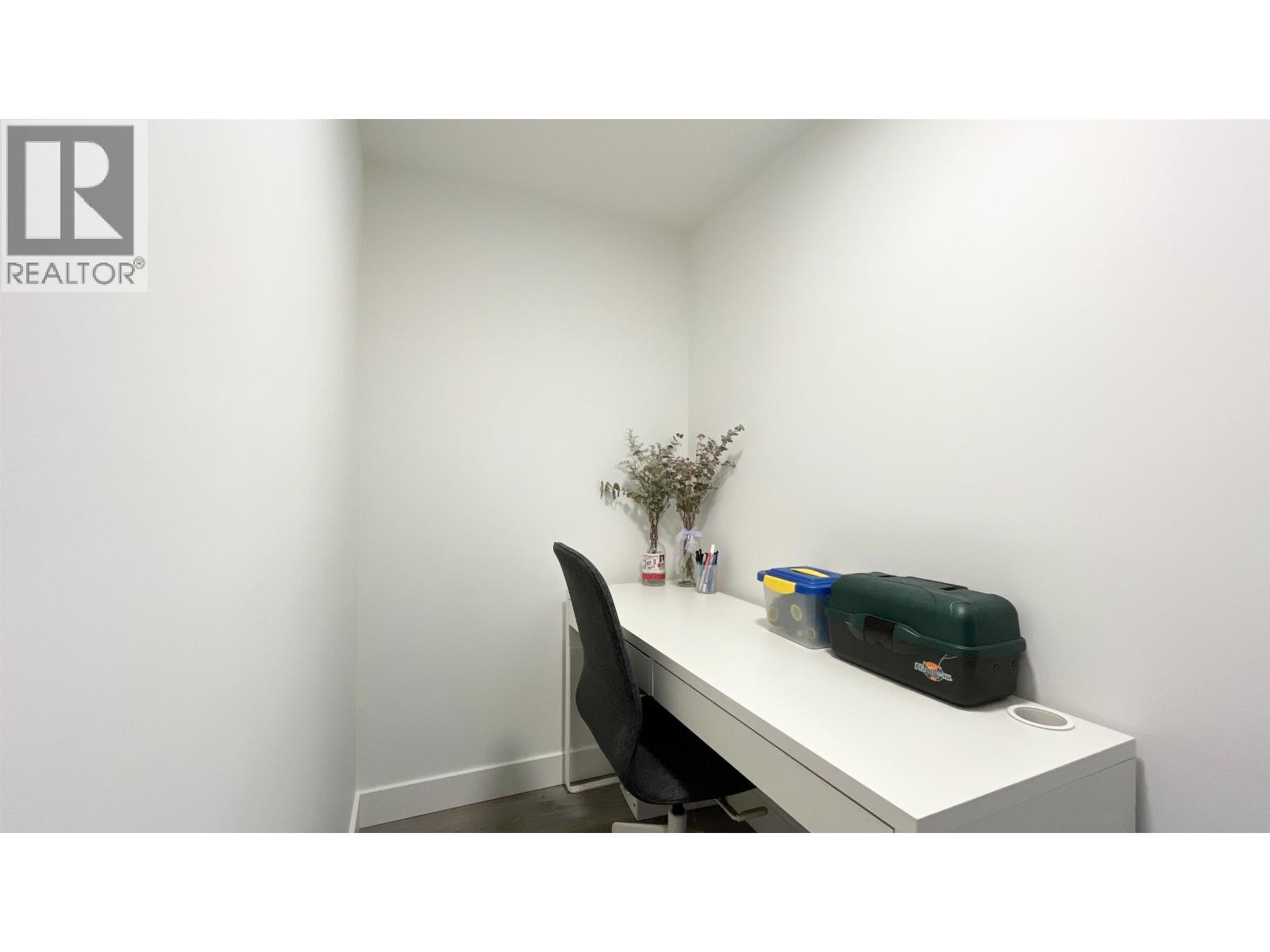 210 8181 Chester Street, Vancouver, British Columbia  V5X 0J9 - Photo 12 - R3056906