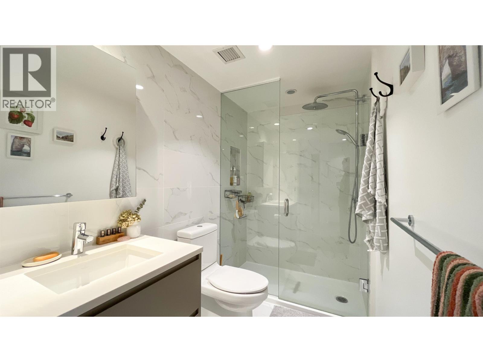 210 8181 Chester Street, Vancouver, British Columbia  V5X 0J9 - Photo 13 - R3056906