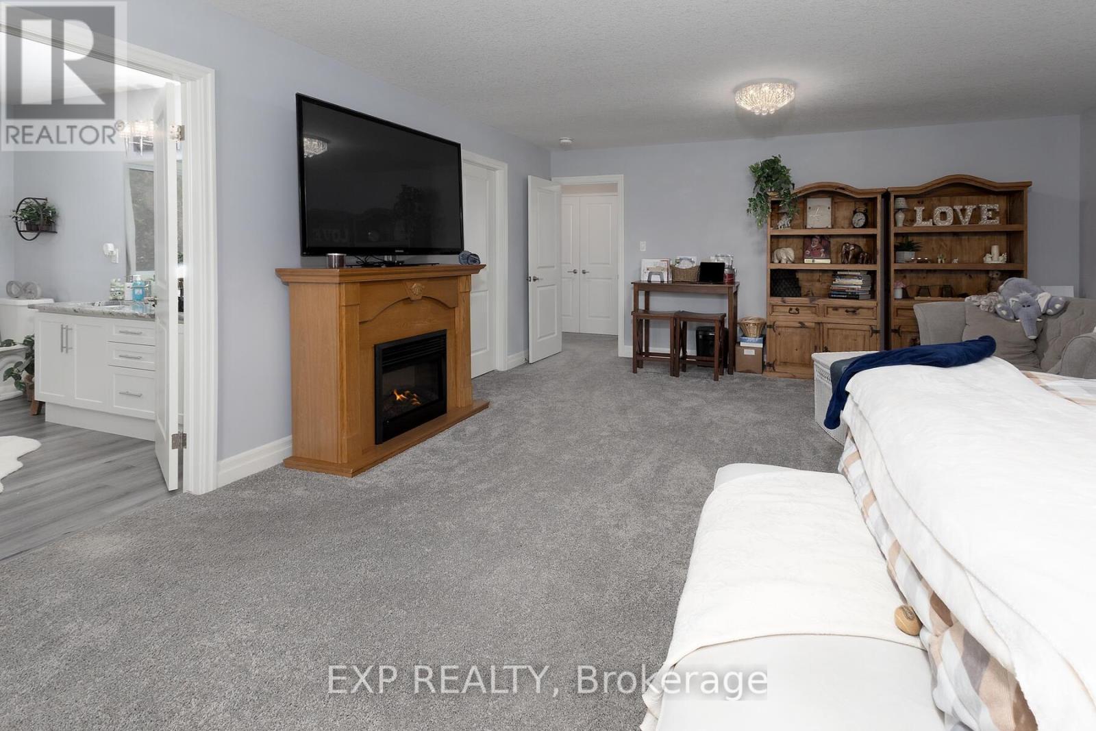 29 - 4700 Hamilton Road, Thames Centre, Ontario  N0L 1G6 - Photo 17 - X12453131