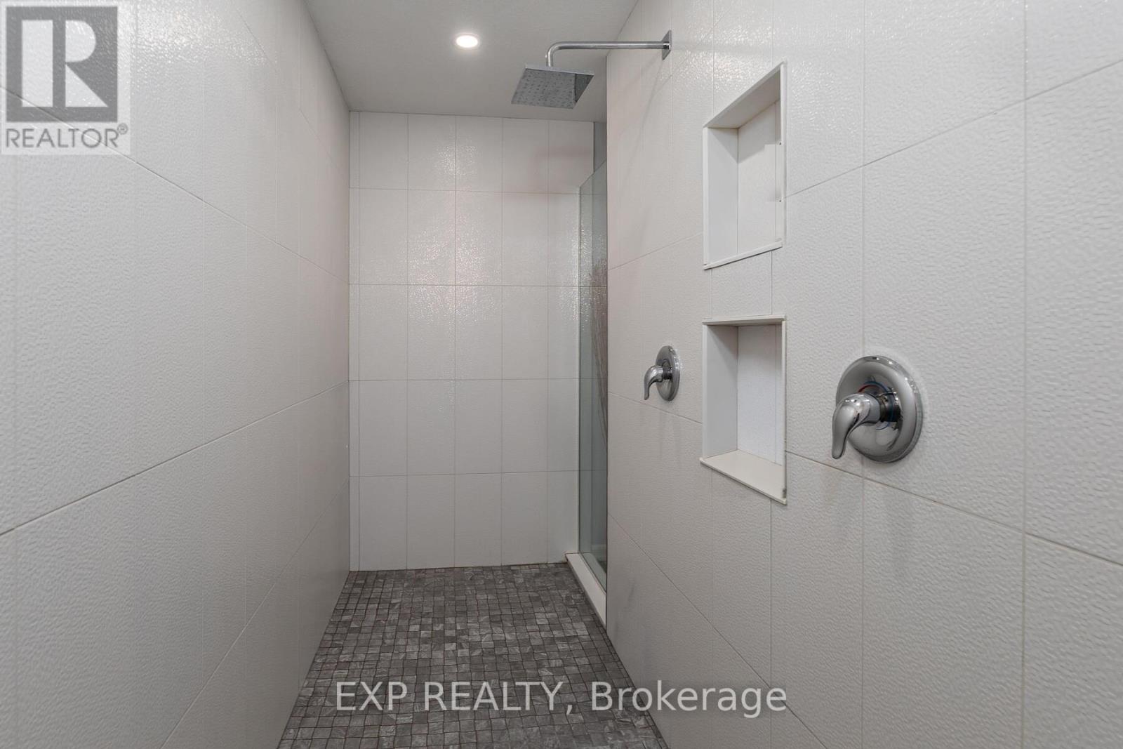 29 - 4700 Hamilton Road, Thames Centre, Ontario  N0L 1G6 - Photo 22 - X12453131