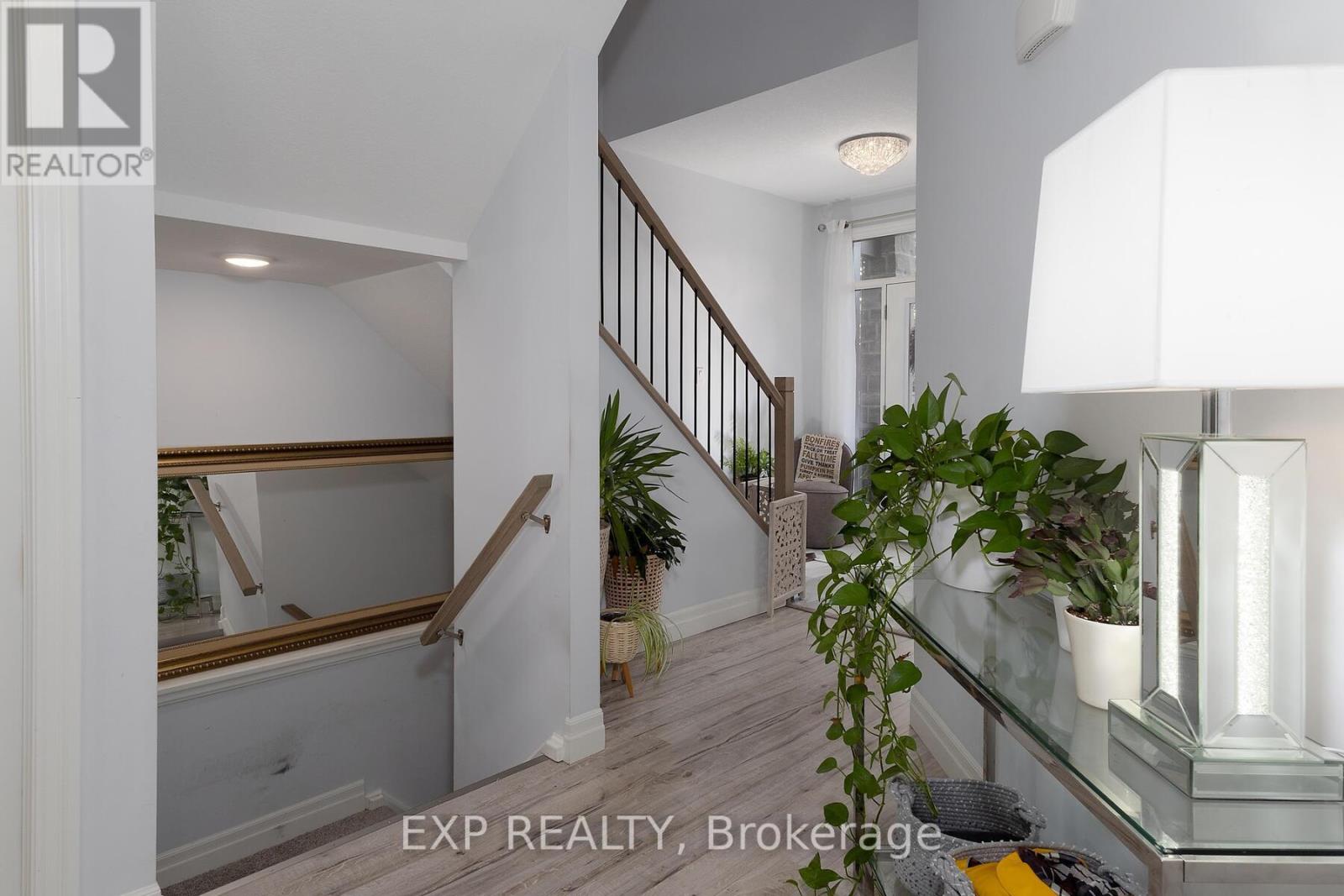 29 - 4700 Hamilton Road, Thames Centre, Ontario  N0L 1G6 - Photo 4 - X12453131