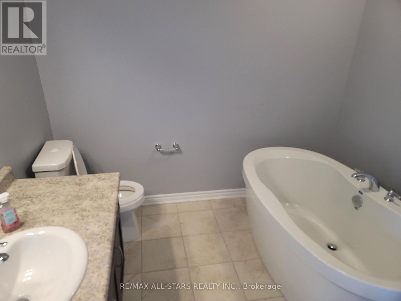 112 - 1148 Dragonfly Avenue, Pickering, Ontario  L1X 0H5 - Photo 13 - E12450341
