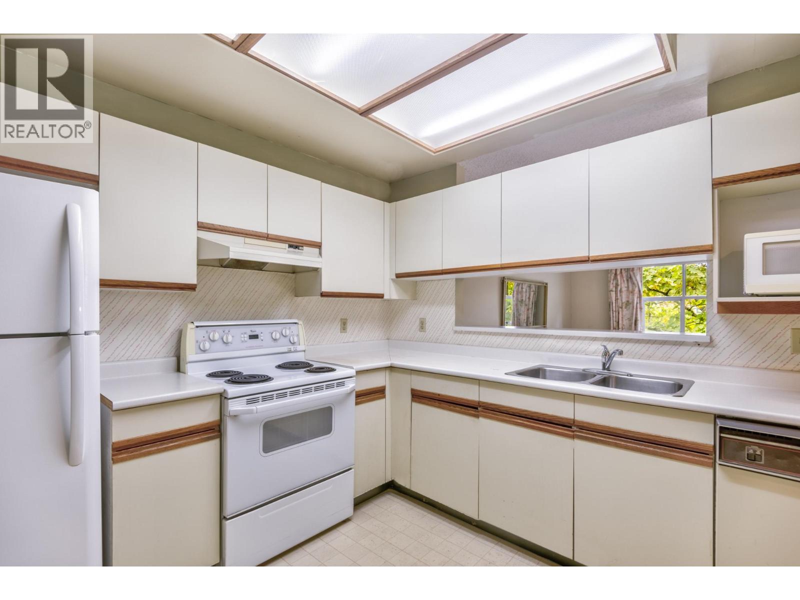 204 7540 Minoru Boulevard, Richmond, British Columbia  V6Y 1Z5 - Photo 17 - R3056936