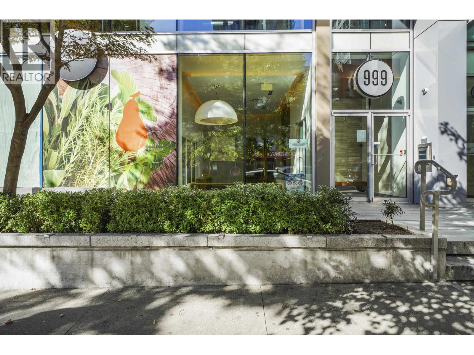 2204 999 Seymour Street, Vancouver, British Columbia  V6B 0M5 - Photo 2 - R3056945