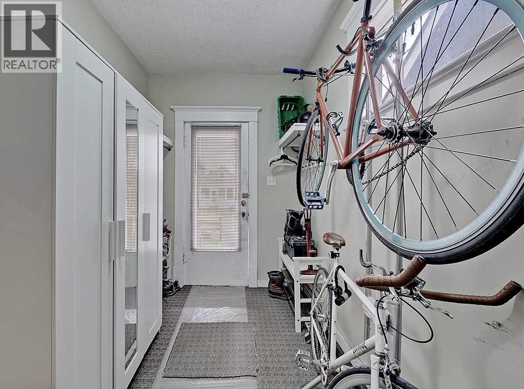1012 19 Avenue Se, Calgary, Alberta  T2G 1M2 - Photo 2 - A2245612