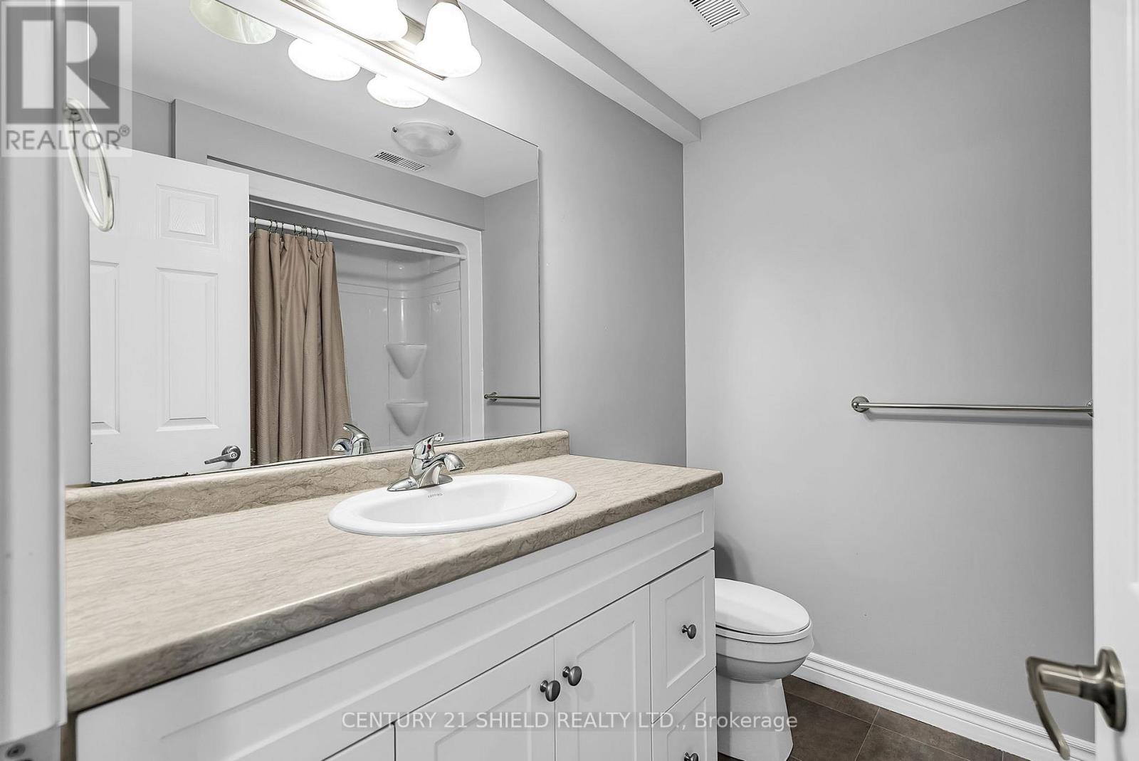 225 Third Street W, Cornwall, Ontario  K6J 0B6 - Photo 25 - X12453129