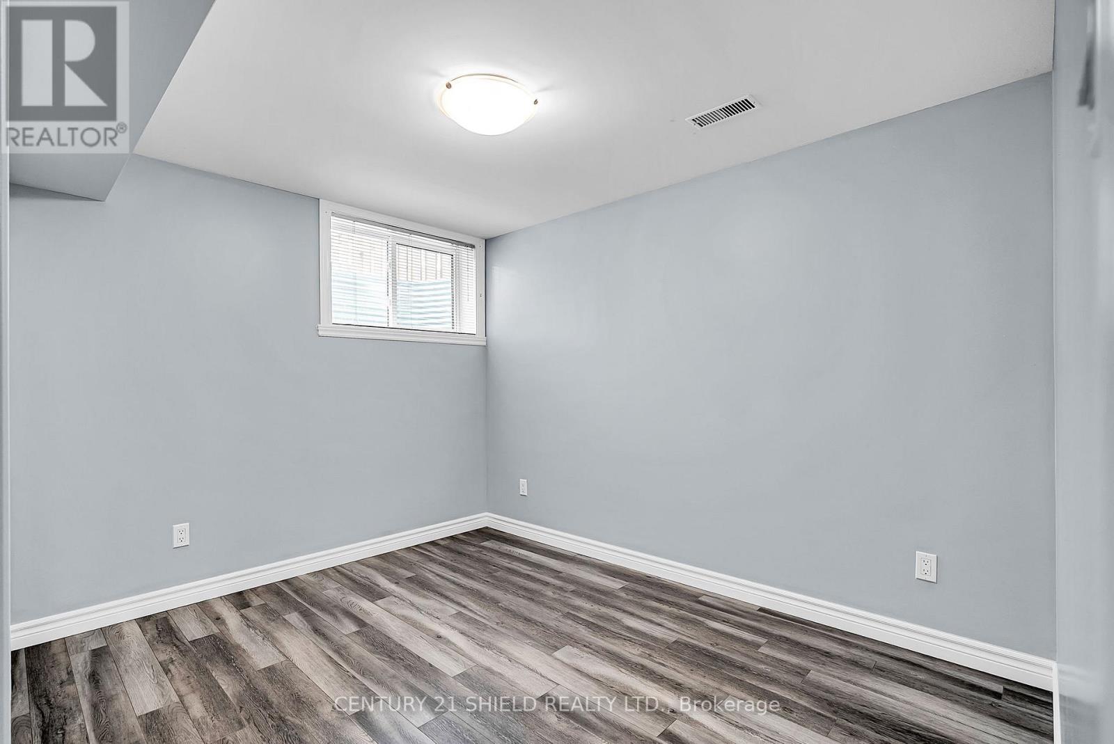 225 Third Street W, Cornwall, Ontario  K6J 0B6 - Photo 30 - X12453129