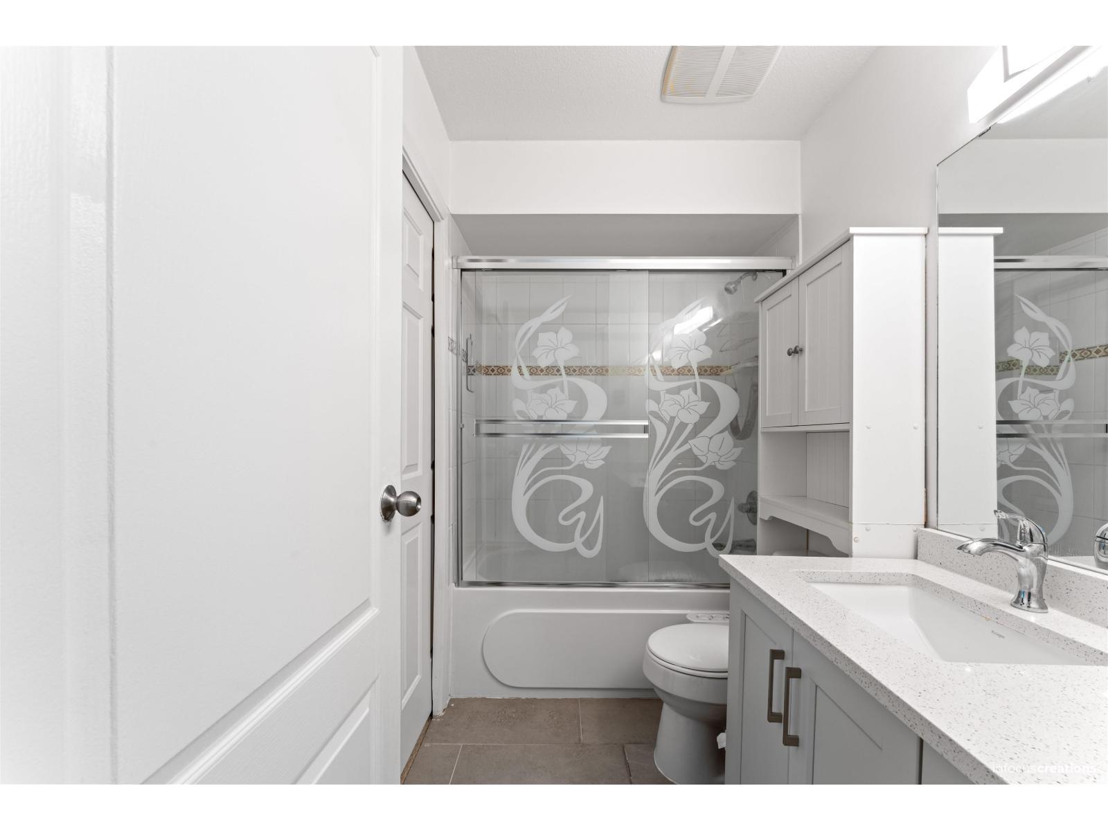 13248 82 Avenue, Surrey, British Columbia  V3W 8Z4 - Photo 11 - R3056992