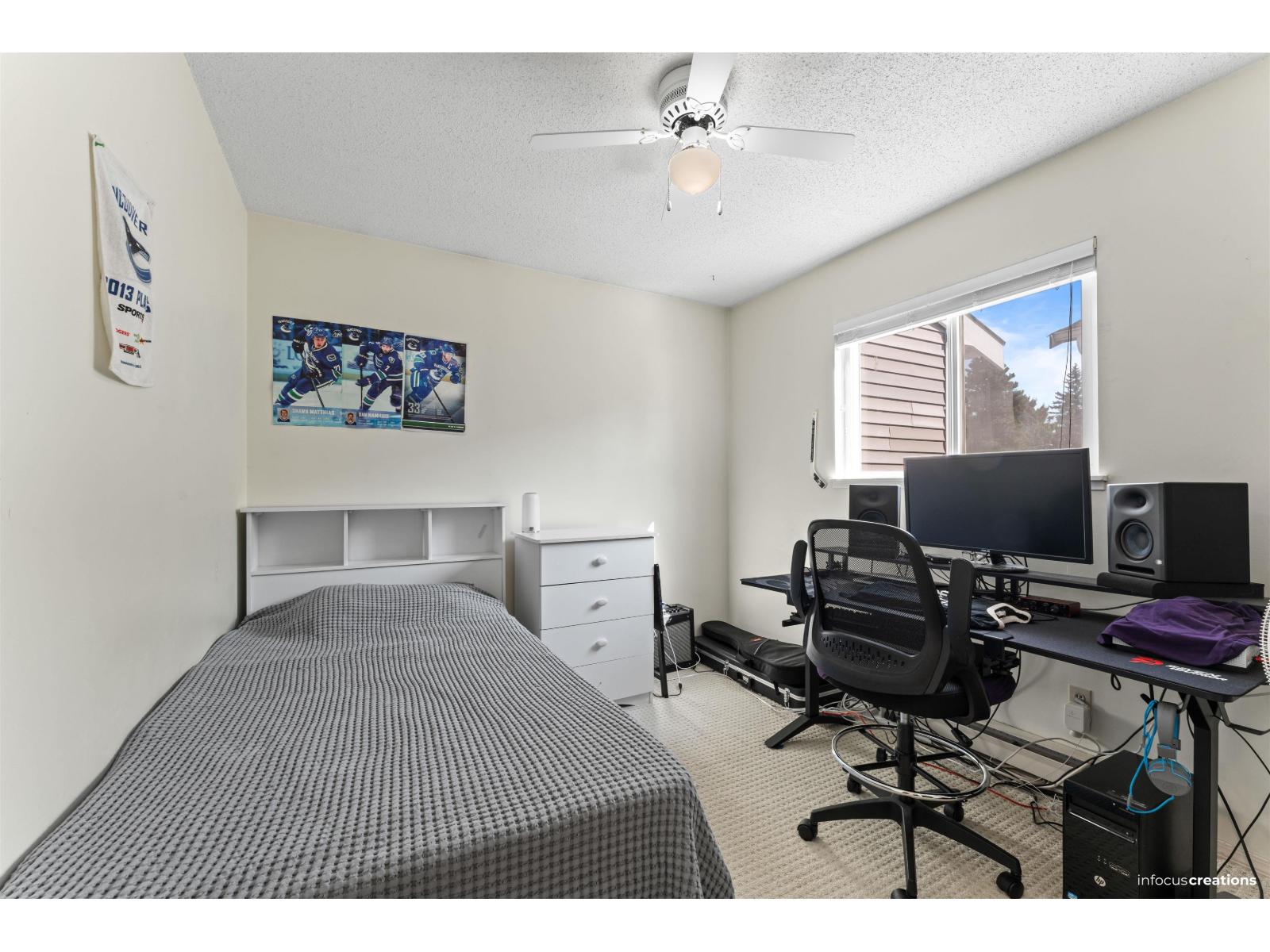 13248 82 Avenue, Surrey, British Columbia  V3W 8Z4 - Photo 3 - R3056992