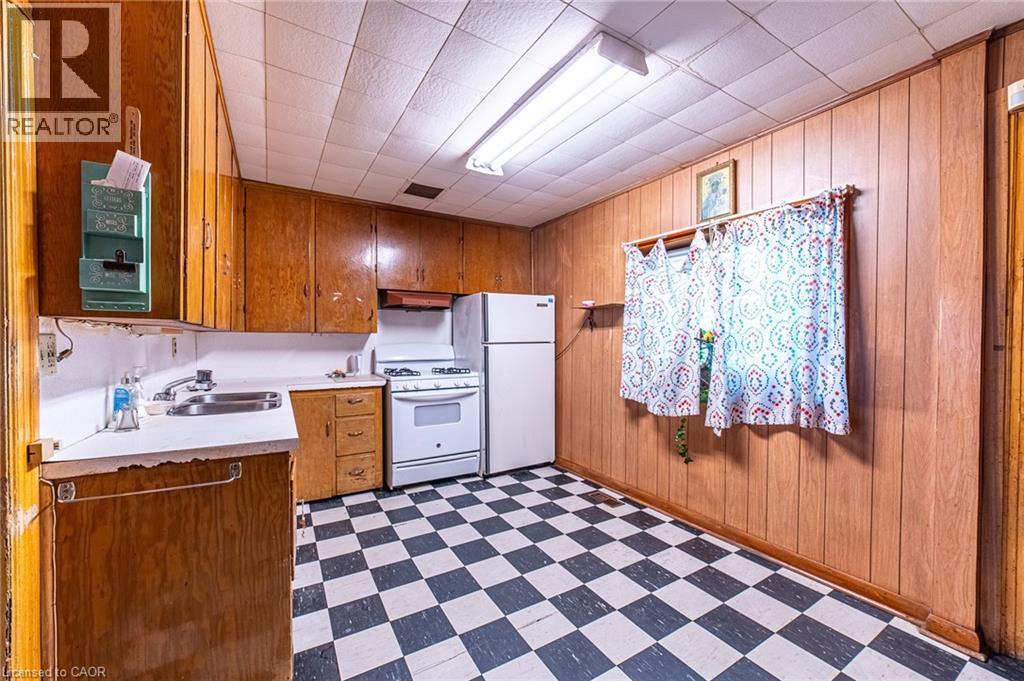 35 Sherman Avenue N, Hamilton, Ontario  L8L 6L9 - Photo 10 - 40777036