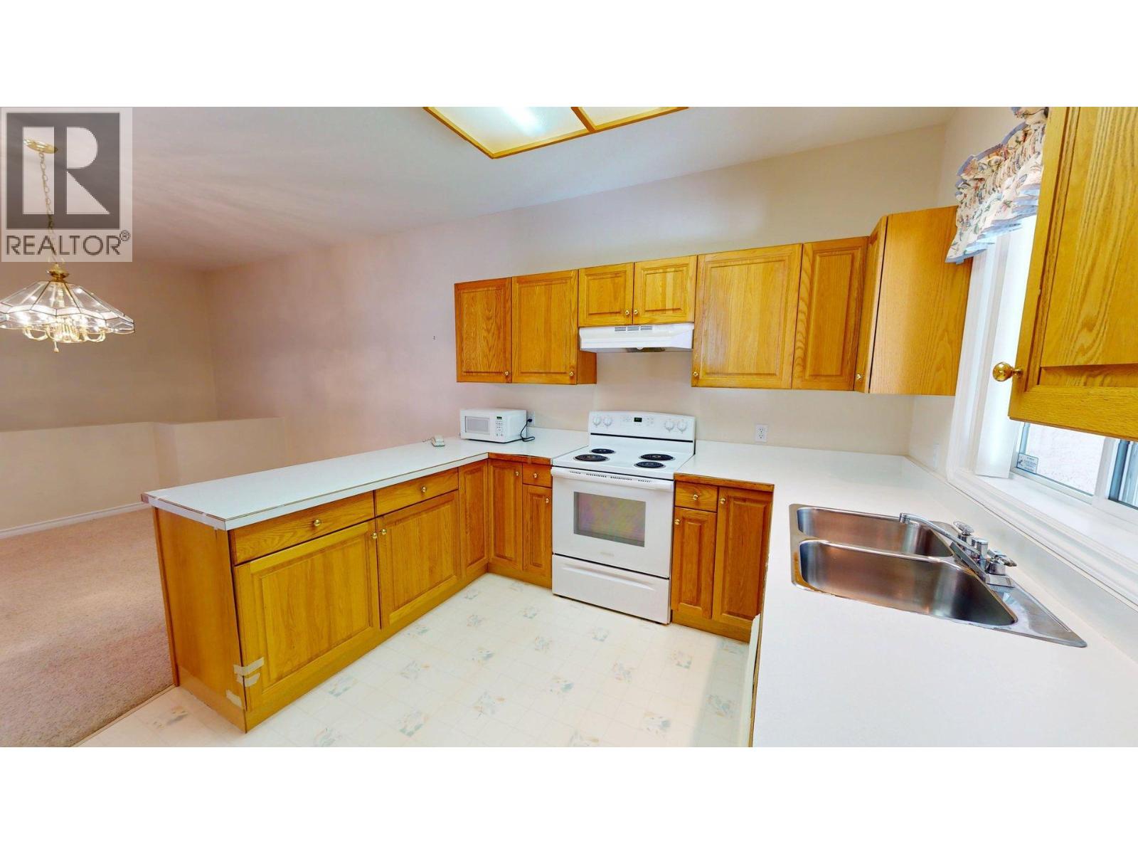2205 Rockland Avenue Unit# 3, Trail, British Columbia  V1R 3G3 - Photo 8 - 10364095