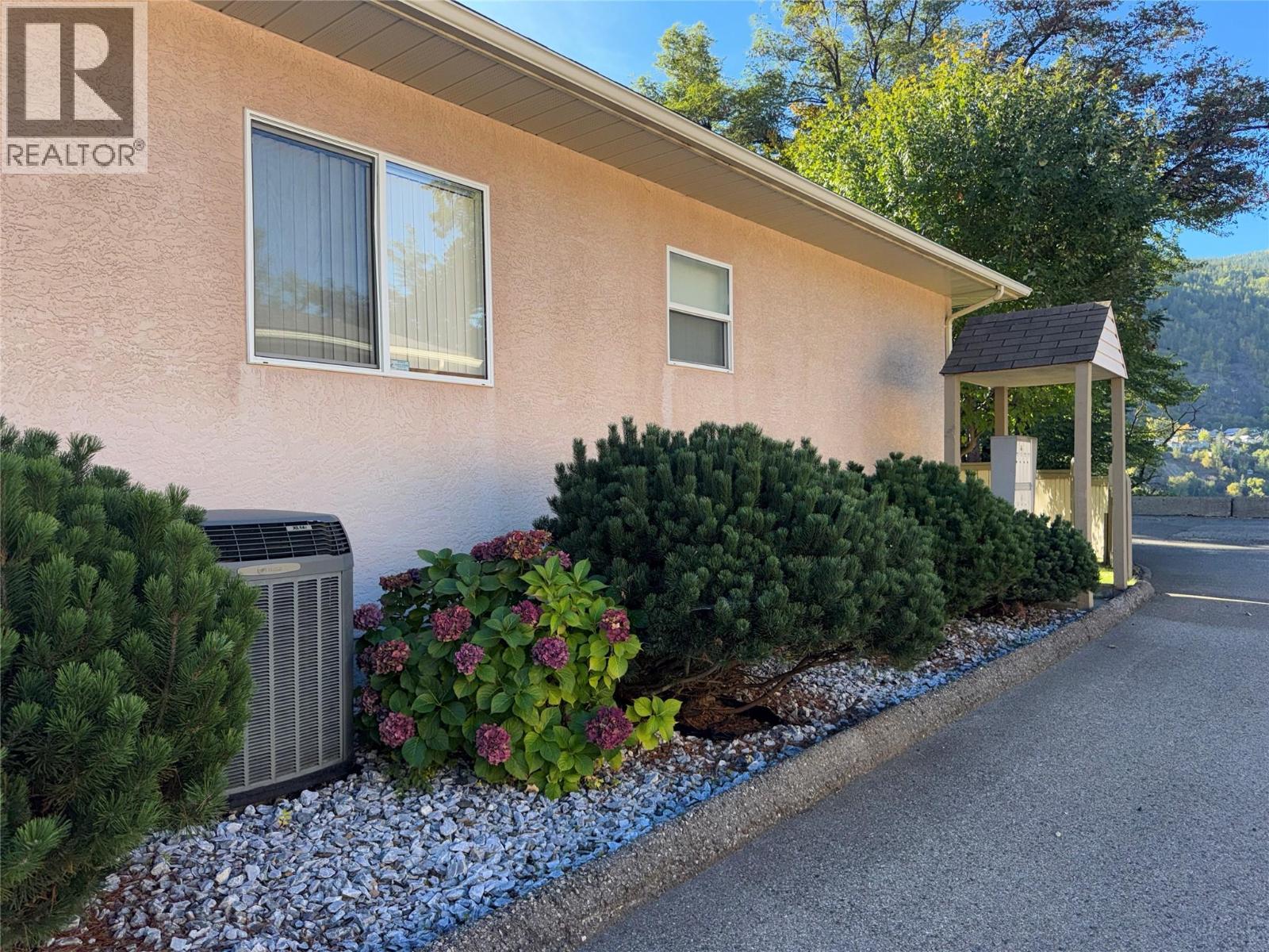 2205 Rockland Avenue Unit# 3, Trail, British Columbia  V1R 3G3 - Photo 31 - 10364095
