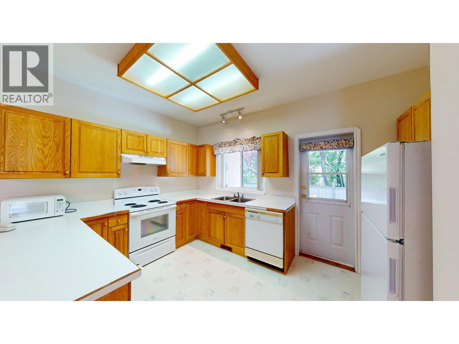 2205 Rockland Avenue Unit# 3, Trail, British Columbia  V1R 3G3 - Photo 9 - 10364095