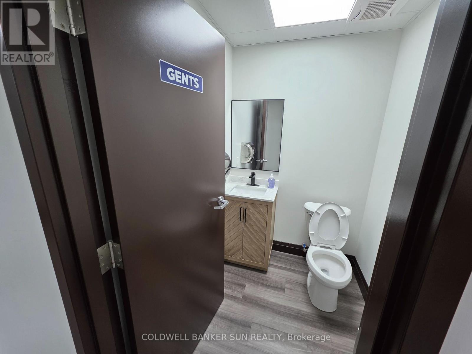 7 - 1200 Derry Road E, Mississauga, Ontario  L5T 0B3 - Photo 16 - W12453038