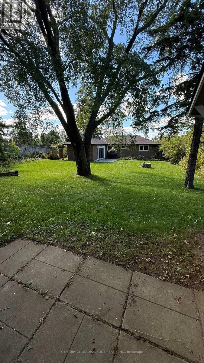 133 Elizabeth Crescent, Whitby, Ontario  L1N 3S1 - Photo 12 - E12453124