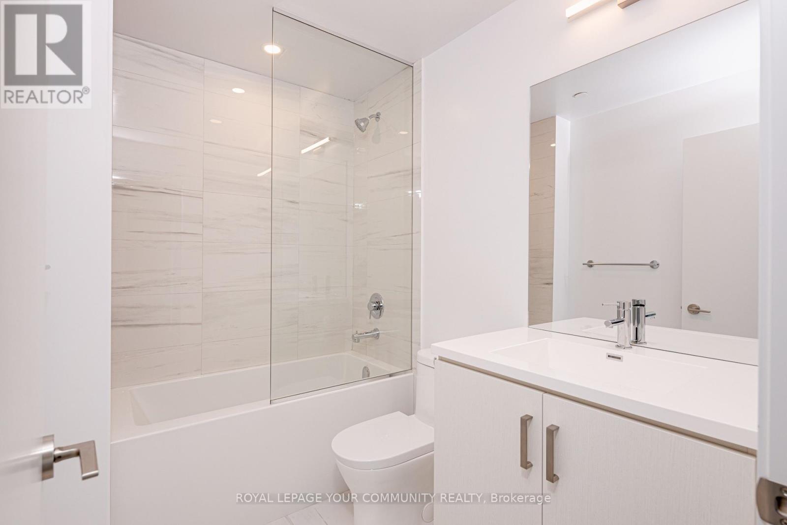 1801 - 38 Honeycrisp Crescent, Vaughan, Ontario  L4K 0M8 - Photo 15 - N12453116