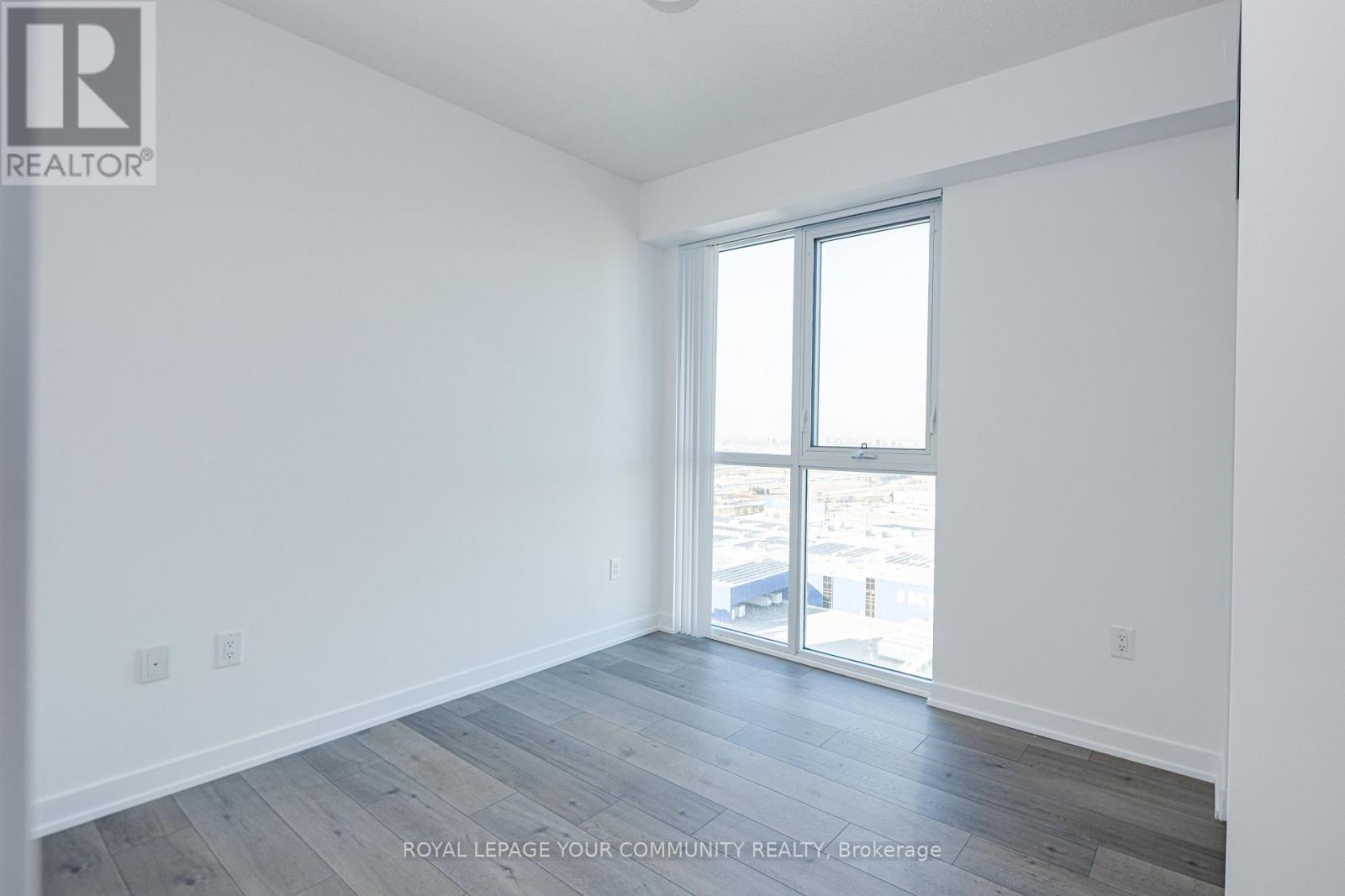 1801 - 38 Honeycrisp Crescent, Vaughan, Ontario  L4K 0M8 - Photo 3 - N12453116