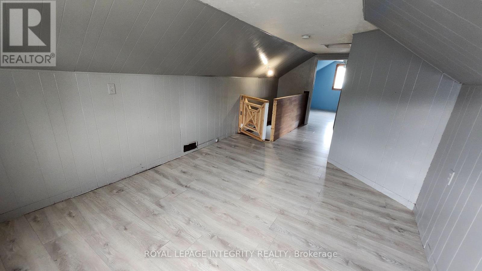 360 Ninth Street W, Cornwall, Ontario  K6J 3A7 - Photo 11 - X12453147