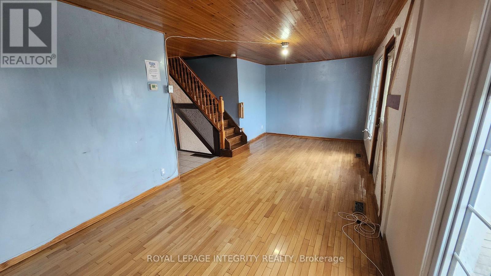 360 Ninth Street W, Cornwall, Ontario  K6J 3A7 - Photo 3 - X12453147