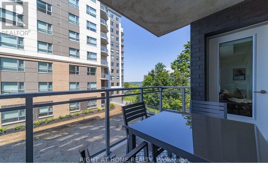 205 - 58 Lakeside Terrace, Barrie, Ontario  L4M 0H9 - Photo 12 - S12453125