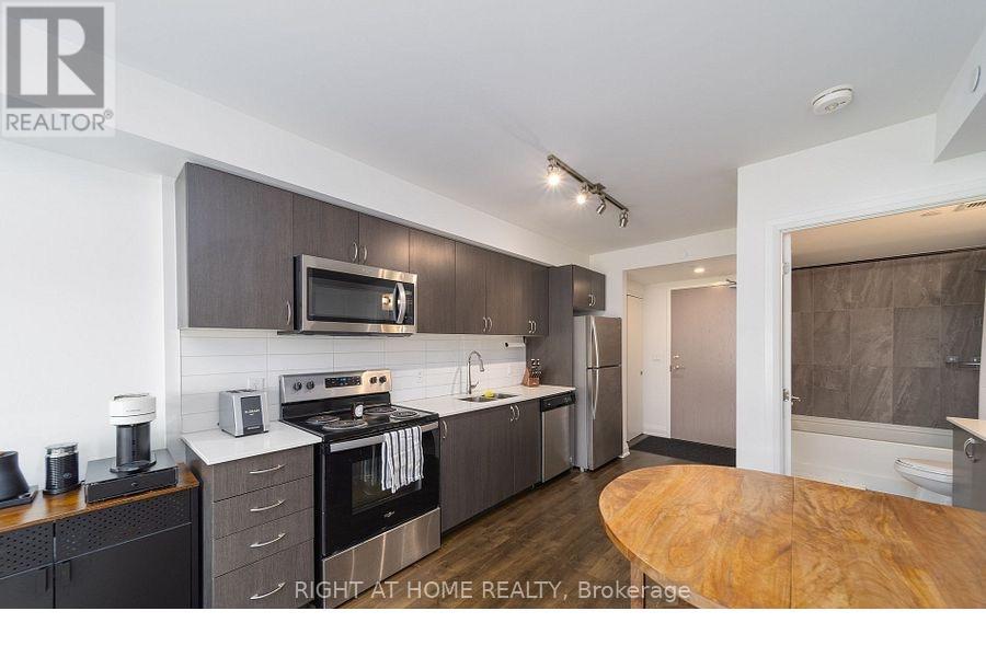 205 - 58 Lakeside Terrace, Barrie, Ontario  L4M 0H9 - Photo 7 - S12453125