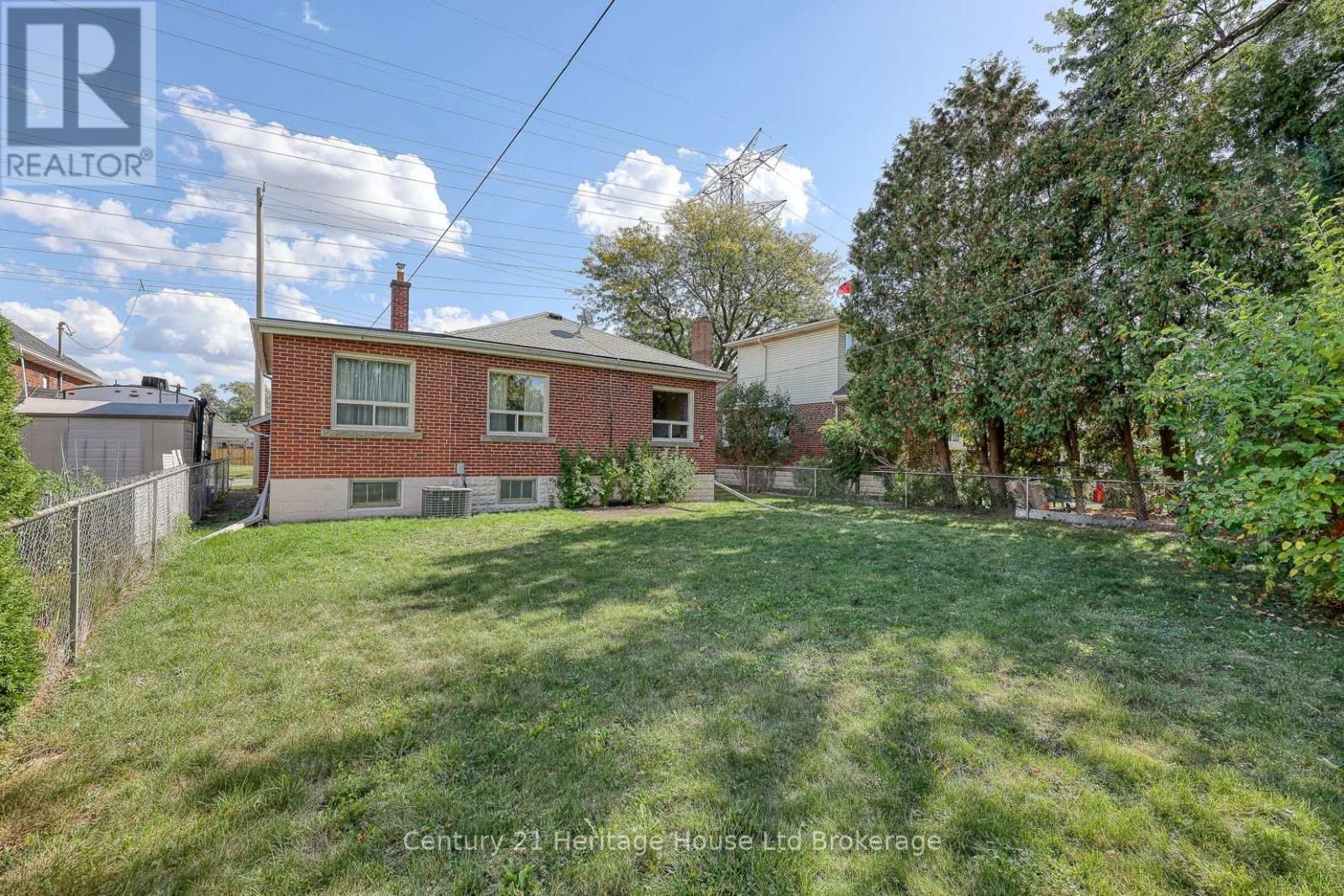 149 Strathearne Avenue, Hamilton, Ontario  L8H 5K7 - Photo 36 - X12453138