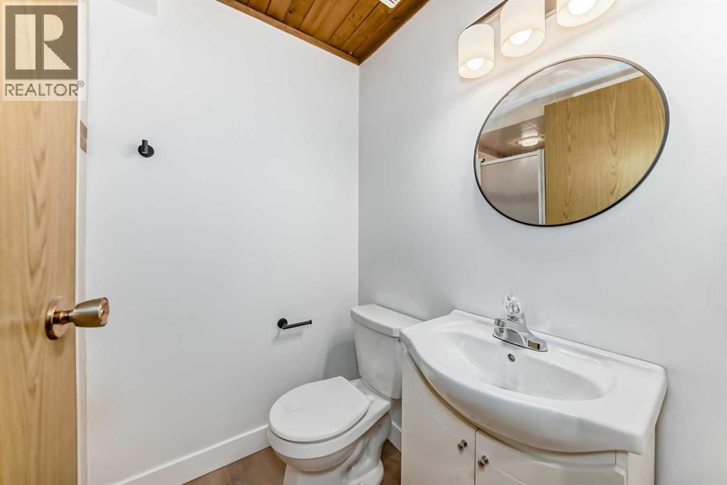 7352 59 Avenue, Red Deer, Alberta  T4P 3L9 - Photo 30 - A2252173