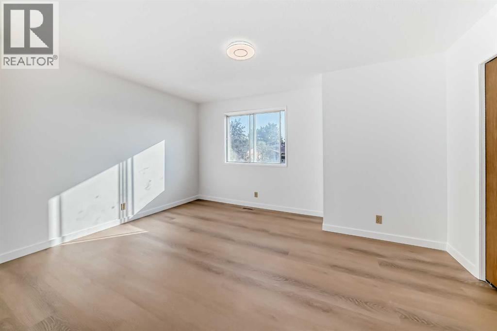 7352 59 Avenue, Red Deer, Alberta  T4P 3L9 - Photo 15 - A2252173