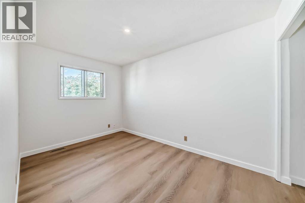 7352 59 Avenue, Red Deer, Alberta  T4P 3L9 - Photo 21 - A2252173